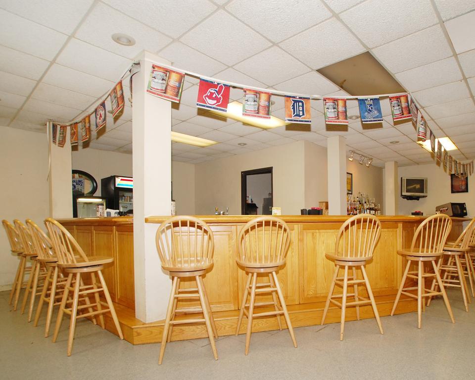 ナイツ イン セント クレアズビル Oh St. Clairsville エクステリア 写真